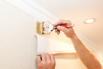 Pose de papier peint à Commequiers — revêtements muraux et toiles de verre